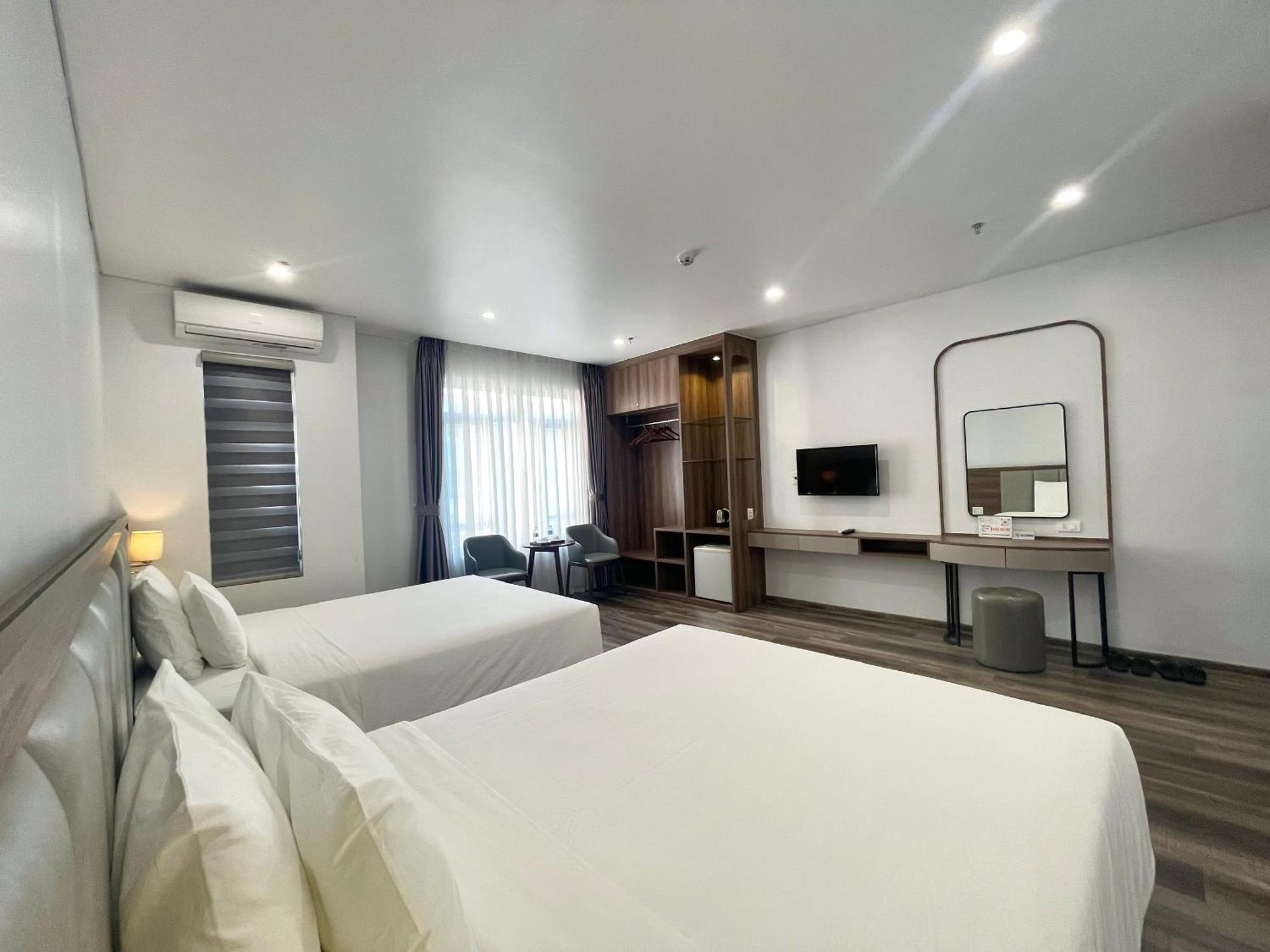 Central Halong Hotel Ha Long Eksteriør billede