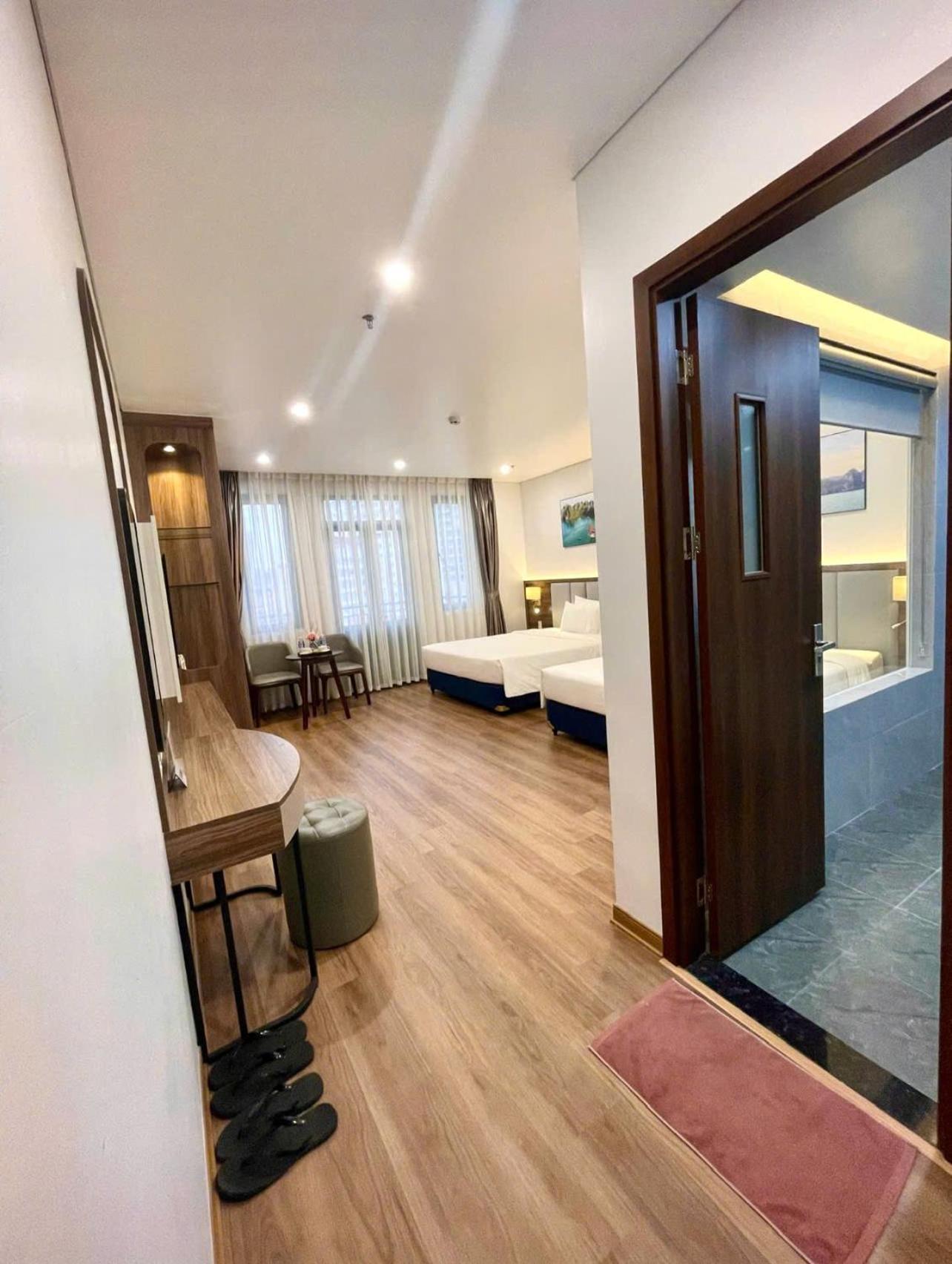 Central Halong Hotel Ha Long Eksteriør billede